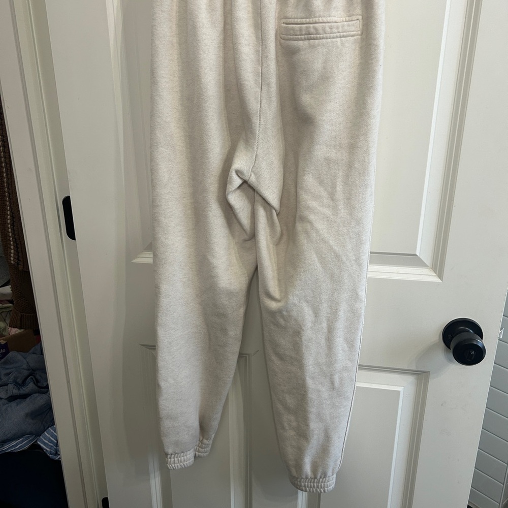 Aerie size XS women’s cream sweatpants LOVE colorful letter patches - Picture 5 of 9